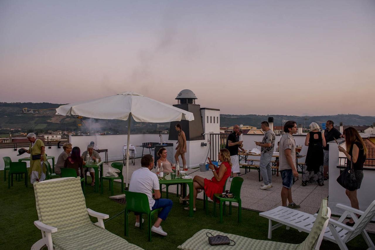 Hotel Del Cavaliere Monteprandone Extérieur photo